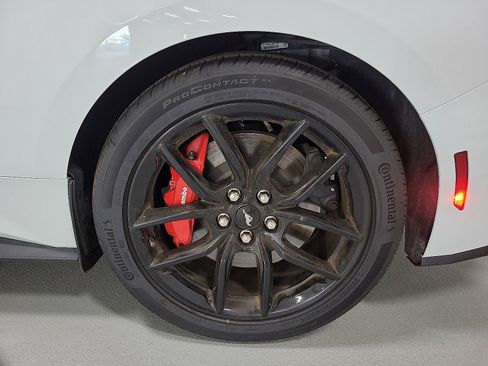 Used 2025 Ford Mustang GT w/ Mustang Nite Pony Package RWD image 8
