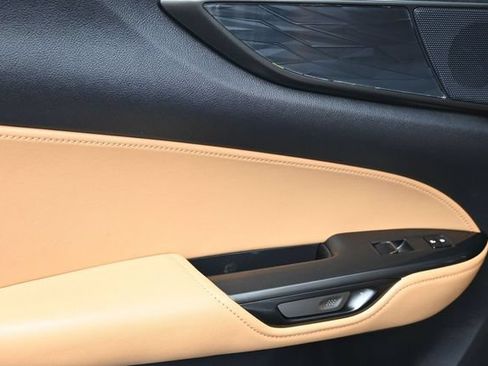 Used 2025 Lexus NX 250 FWD w/ Accessory Package (Z1) image 14