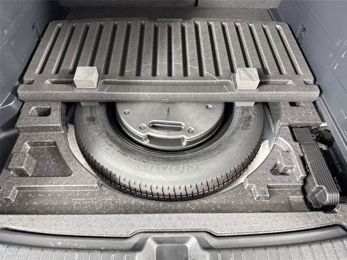 Certified 2025 MAZDA CX-50 AWD 2.5 Hybrid w/ Premium Pkg image 41