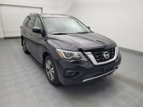 Used 2019 Nissan Pathfinder S AWD/4WD image 13