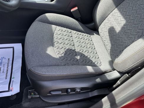 Used 2024 Chevrolet Equinox LT FWD image 12