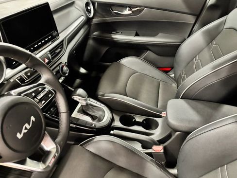 Used 2023 Kia Forte GT-Line FWD image 18