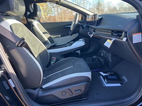 New 2025 Kia EV6 GT-Line image 16