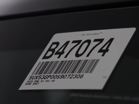 New 2025 BMW X3 xDrive30i w/ Premium Package image 25