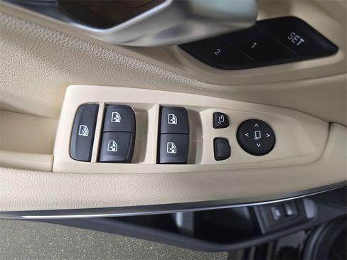 New 2026 BMW 330i xDrive Sedan w/ Premium Package image 28