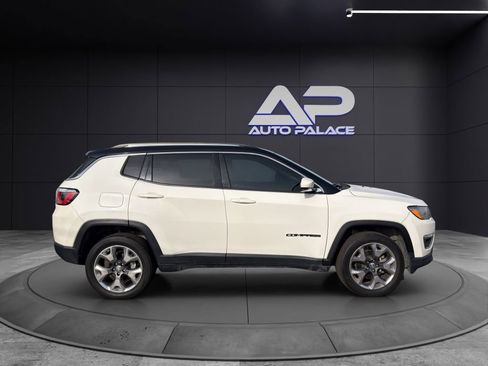 Used 2020 Jeep Compass Limited image 2