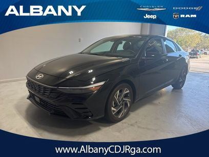 Used 2025 Hyundai Elantra SEL