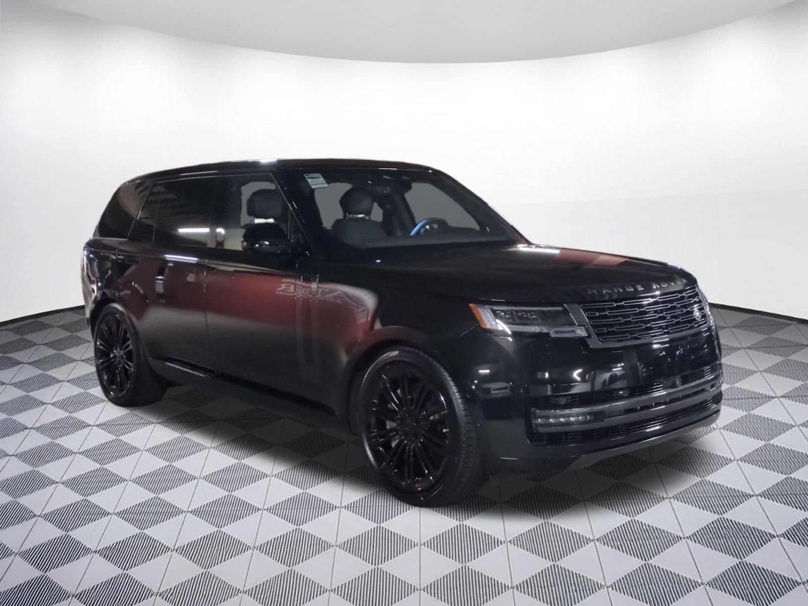 New 2026 Land Rover Range Rover Long Wheelbase SE AWD/4WD image 7