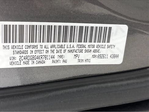 Used 2019 Dodge Grand Caravan SE FWD image 27