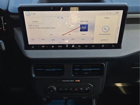 New 2025 Ford Maverick XLT w/ XLT Luxury Package image 10