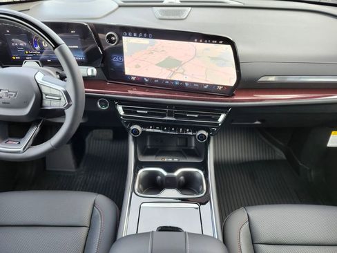 New 2026 Chevrolet Traverse Z71 w/ Enhanced Driving Package image 12