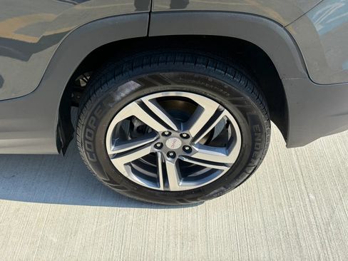 Used 2019 GMC Terrain SLT w/ Preferred Package AWD/4WD image 46