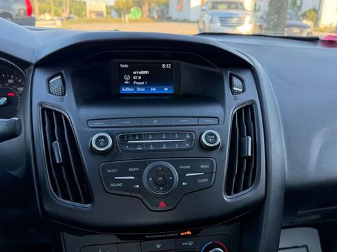 Used 2018 Ford Focus S image 28