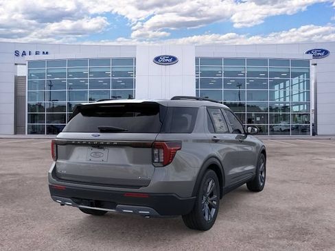 New 2026 Ford Explorer Active w/ Active Comfort Package AWD/4WD image 8