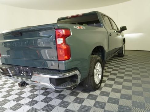 Used 2025 Chevrolet Silverado 1500 LT AWD/4WD image 7