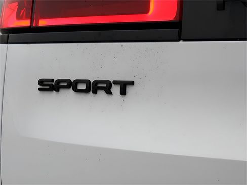 New 2025 Land Rover Range Rover Sport Dynamic SE image 8