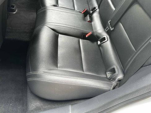 Used 2016 Mercedes-Benz CLA 250 image 15