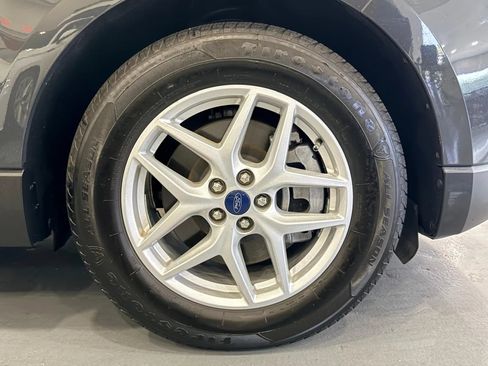 Used 2021 Ford Edge SEL FWD image 36