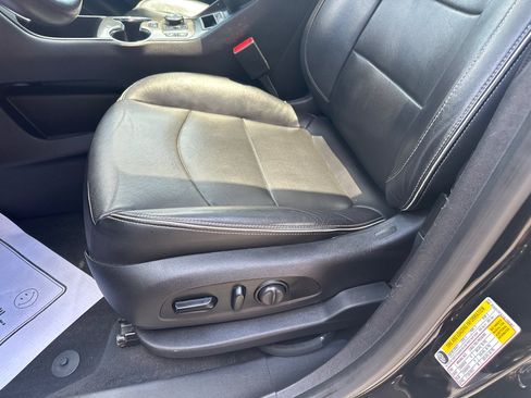 Used 2018 GMC Terrain Denali w/ Advanced Safety Package FWD image 22