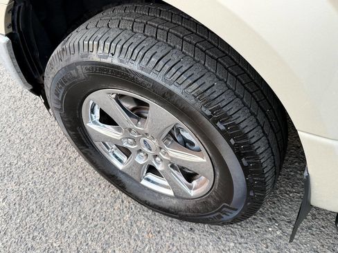 Used 2018 Ford F150 XLT w/ Equipment Group 302A Luxury image 25