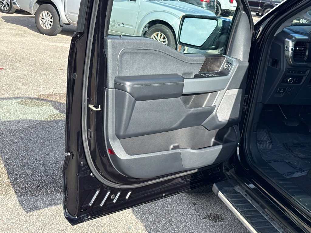 Used 2023 Ford F150 Lariat AWD/4WD image 12
