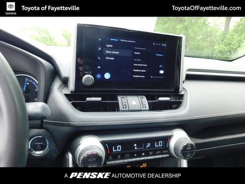 Used 2023 Toyota RAV4 XLE Premium AWD/4WD image 7