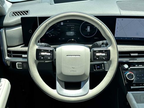 Used 2025 Hyundai Santa Fe Calligraphy FWD image 14