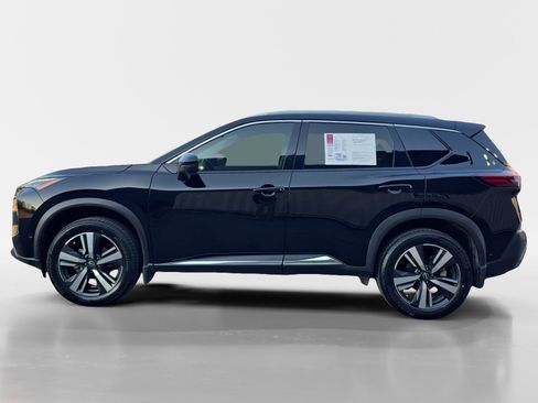 Used 2023 Nissan Rogue SL w/ SL Premium Package image 2