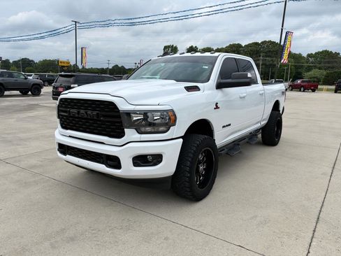 Used 2022 RAM 2500 Big Horn w/ Night Edition AWD/4WD image 2