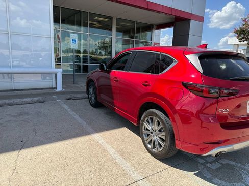Used 2024 MAZDA CX-5 Signature AWD/4WD image 7