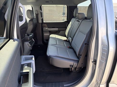 Used 2025 Ford F150 Lariat AWD/4WD image 24
