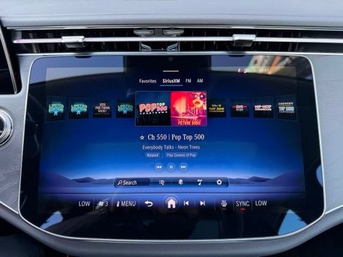 Used 2026 Mercedes-Benz E 350 4MATIC Sedan image 21
