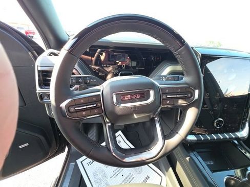 New 2026 GMC Yukon Elevation AWD/4WD image 15