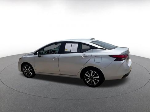 Used 2025 Nissan Versa SV FWD image 9