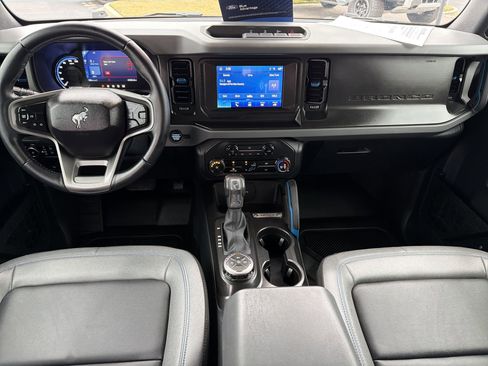 Certified 2023 Ford Bronco Black Diamond image 2