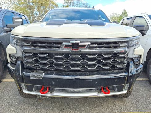 New 2026 Chevrolet Silverado 1500 ZR2 AWD/4WD image 2