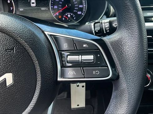 Certified 2024 Kia Forte LXS FWD image 11