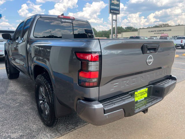 Used 2025 Nissan Frontier SV w/ SV Convenience Package RWD image 6