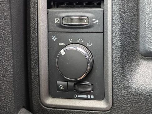 Used 2015 RAM 1500 Tradesman w/ Popular Equipment Group RWD image 19