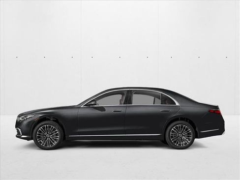 New 2026 Mercedes-Benz S 580 4MATIC Sedan image 3