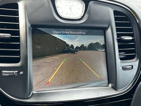 Used 2016 Chrysler 300 S AWD/4WD image 32