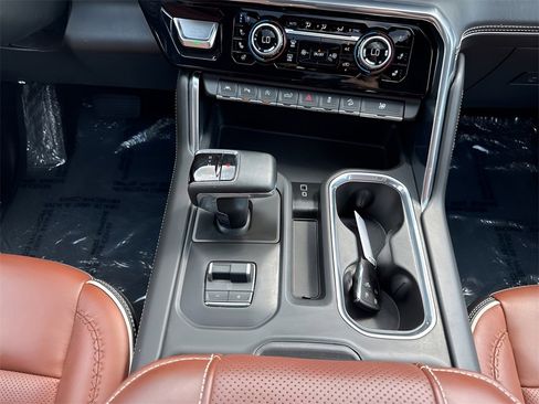 Used 2024 GMC Sierra 1500 Denali Ultimate image 15