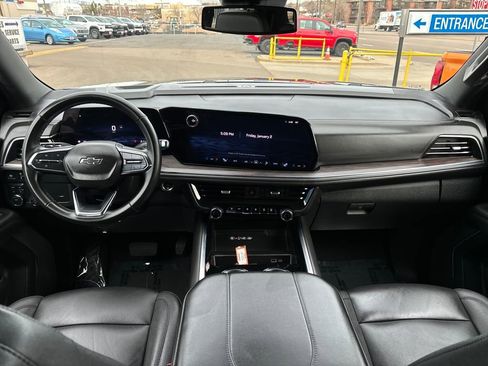 Used 2025 Chevrolet Tahoe Z71 image 12