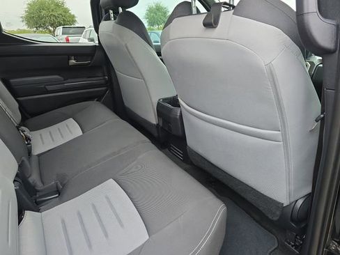 Used 2024 Toyota Tacoma TRD Sport image 11