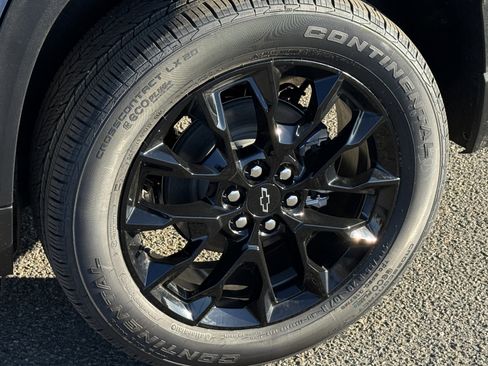 New 2026 Chevrolet Traverse LT w/ Midnight/Sport Edition image 31