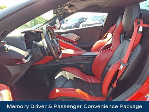 Used 2021 Chevrolet Corvette Stingray Preferred Conv w/ Z51 Performance Package RWD image 2
