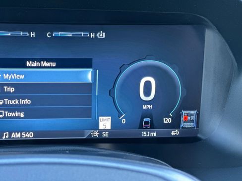 New 2025 Ford F150 Lightning Lariat image 30