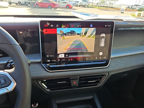 New 2026 Volkswagen Tiguan SE R-Line image 15