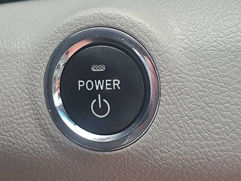 Used 2009 Toyota Camry Hybrid FWD image 23