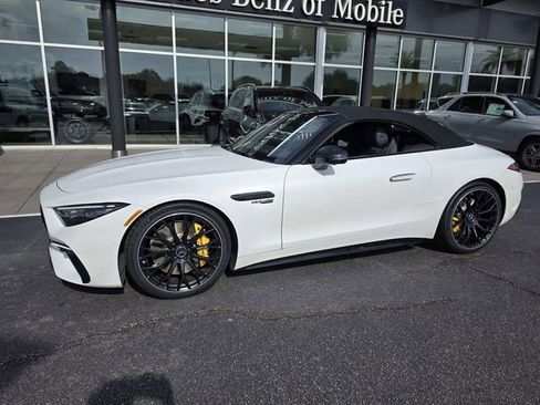 Used 2022 Mercedes-Benz SL 63 AMG 4MATIC image 23